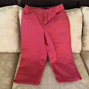 Gloria Vanderbilt Amanda capri, size 8